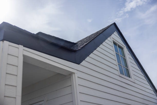 How To Choose The Right Materials for Your Siding Installation in 'Baltic, CT